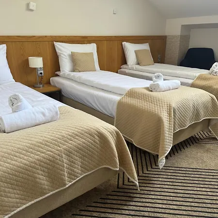 Apartmanhotel Iris 3*