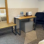 Iris Aparthotel